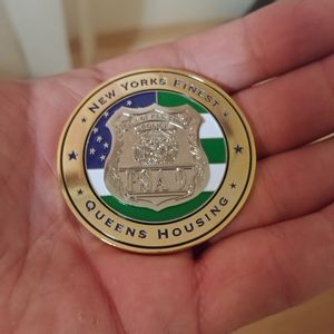 NYPD PSA9 challenge coin(Queens housing)